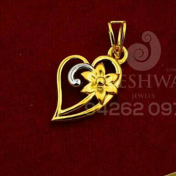 Shiny Heart Pendent