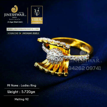 916 Stylish Cz Gold Ladies Ring LRG -0707