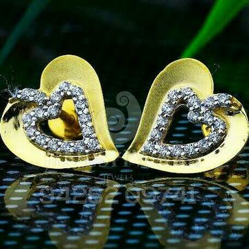 18kt Precious Heart Shape Cz Gold Ladies Tops ATG...