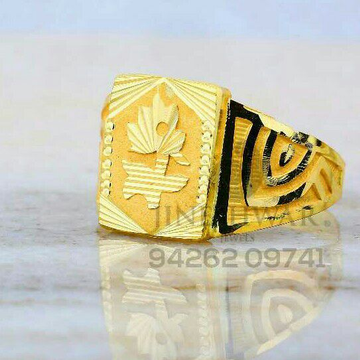 Flower Designe Plain Gold Gents Ring