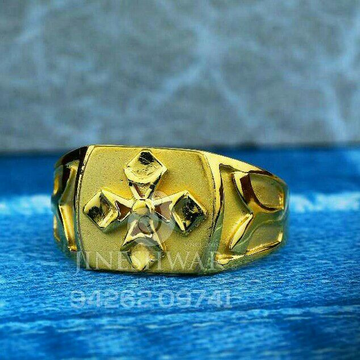 Fancy 22kt gents ring