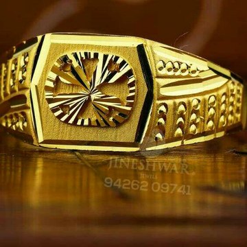 Gold Shiner Gents Ring