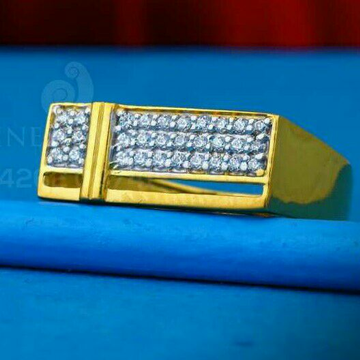 916 Fancy Cz Gold Gents Ring