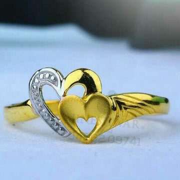 916 Attractive Heart Shape Gold Ladies Ring LRG -0...
