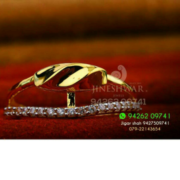 Exclusive Fancy Cz Ladies Ring LRG -0170