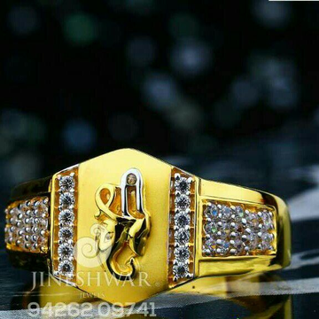 Traditional Gents Ring 916