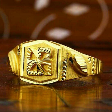 Gold Shiner Gents Ring 916