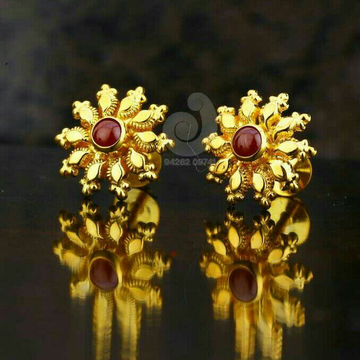 18ct Ruby Stone Ad Tops