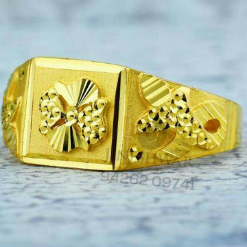 Designer Gents Ring 916