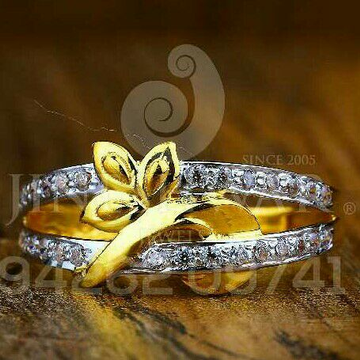 Attractive Cz Fancy Ladies Ring LRG -0151