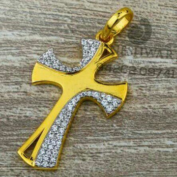 916 Fancy Attractive Cz Gold Cross Pendant