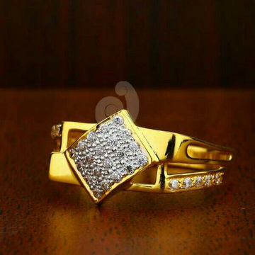 22ct Cz Attractive Gents Ring