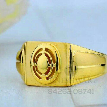 Special Occation Fancy Gents Ring 916