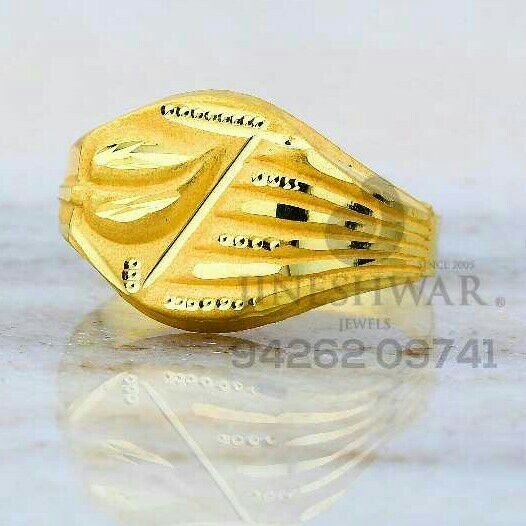 Designer Plain Gold Fancy Gents Ring