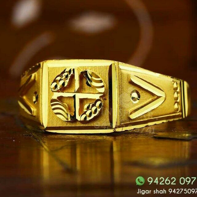 Gold Fancy Gents Ring 916