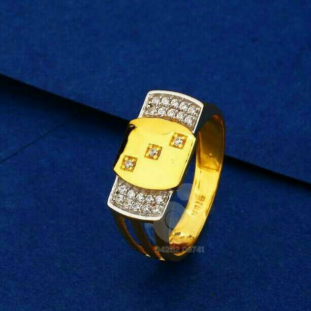 22ct Gold Fancy Gents Ring