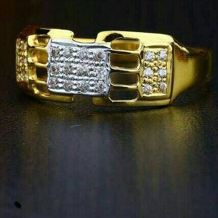 22ct Cz Fancy Gold Gents Ring