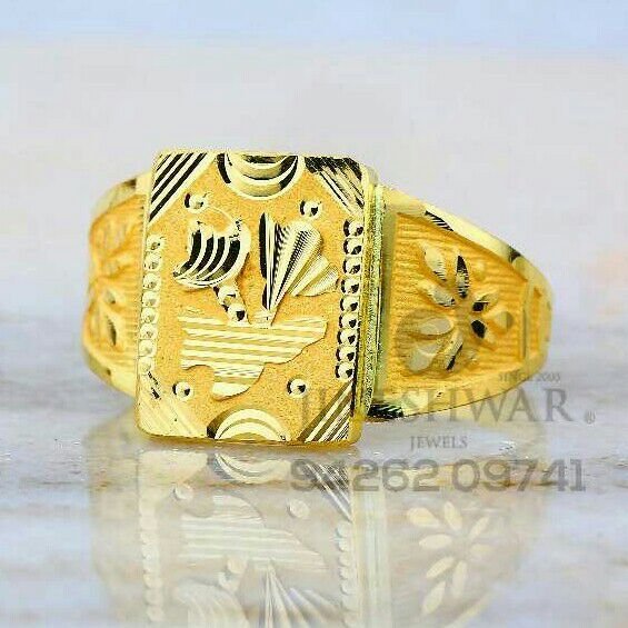 Buy quality 18kt / 750 yellow gold brick wall diamond gents ring 9gr8 in  Pune