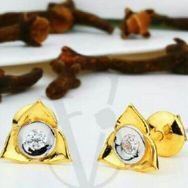 18Kt Gold Swarovski Solitaire Tops