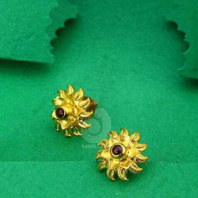 18 Ct Cz Fancy Tops