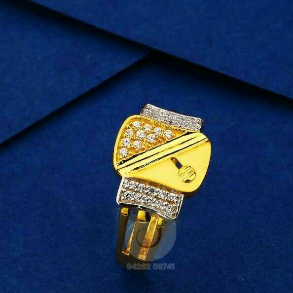 22ct Attractive Gents Ring