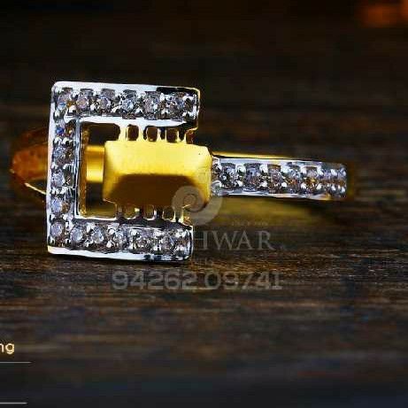 Exclusive ladies ring