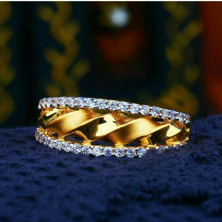 Cz Gold Attractive Ladies Ring LRG -0209