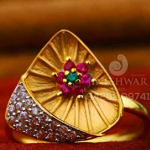 Fancy Ladies Ring
