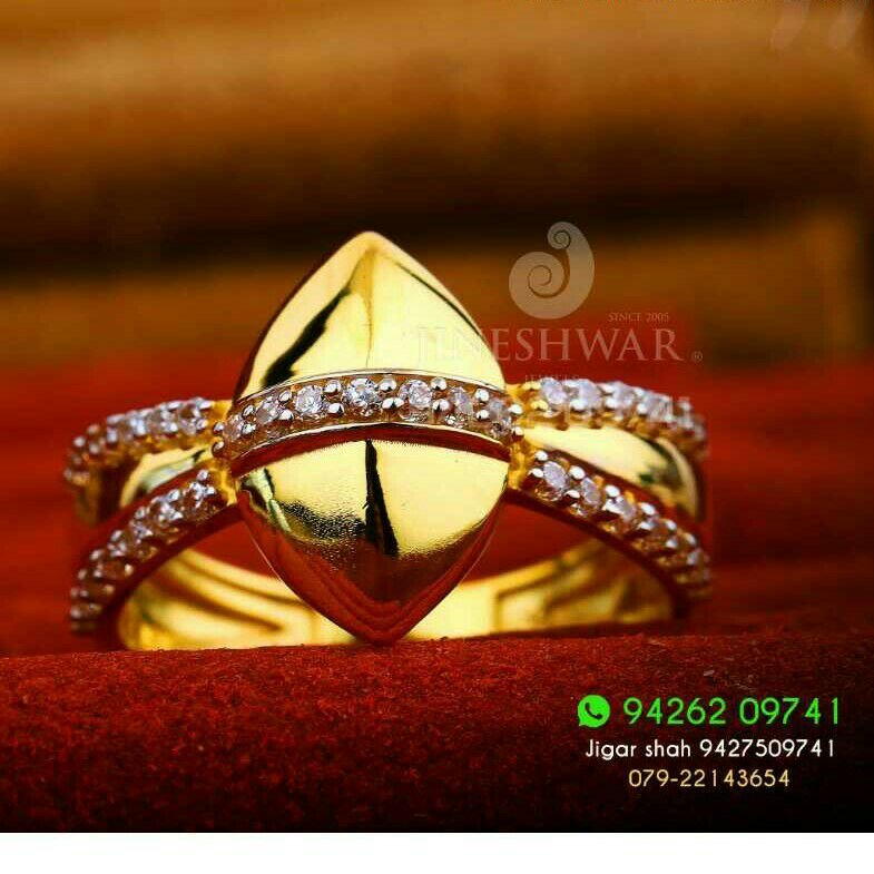 Gold cz attractive ladies ring lrg -0155