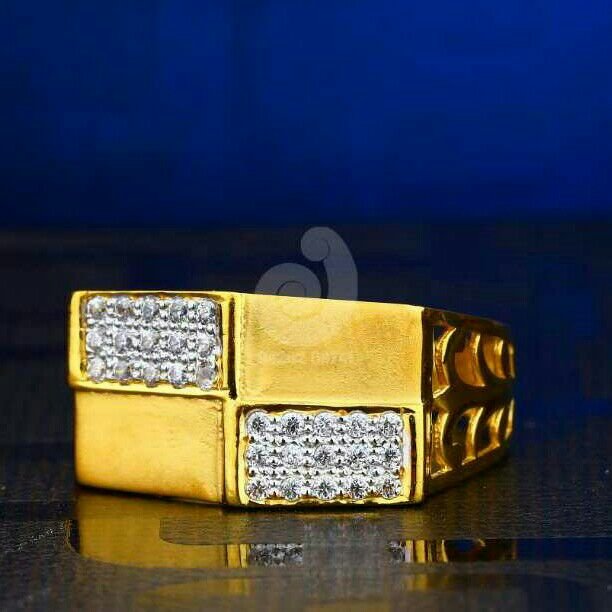22ct Gold Cz Fancy Gents Ring