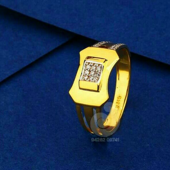 916 Plain Gold Cz Gents Ring