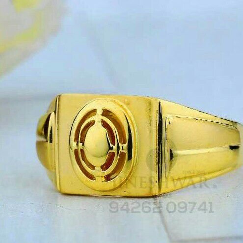 Special Occation Fancy Gents Ring 916