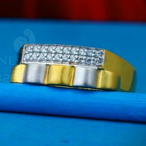 916 Attractive Cz Fancy Gents Ring