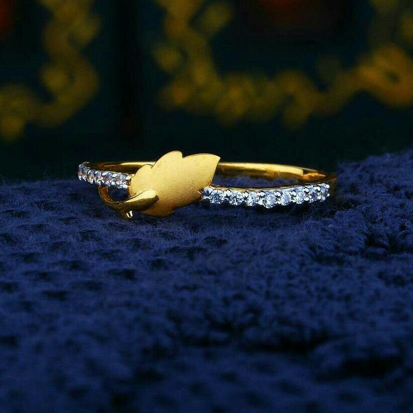 Astonish Fancy Cz Ladies Ring LRG -0245