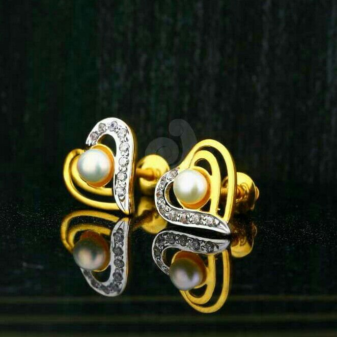 18ct Heart Shaped Moti Tops