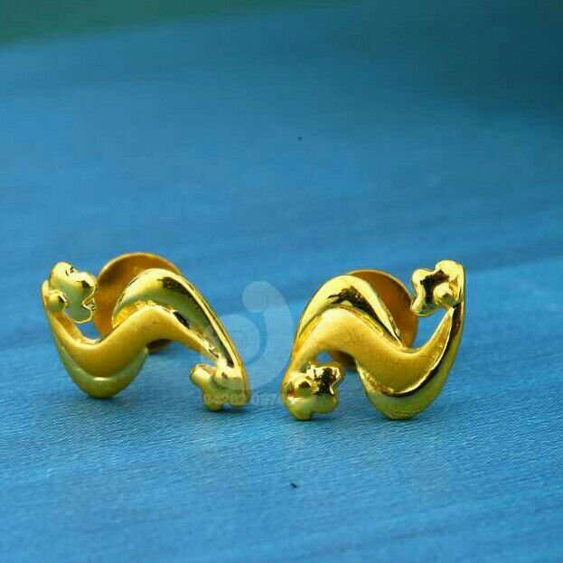 22 Ct Unique Designed Plain Tops